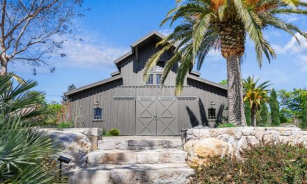 Luxury Sonoma Estate Featuring Full Size Pickleball Court