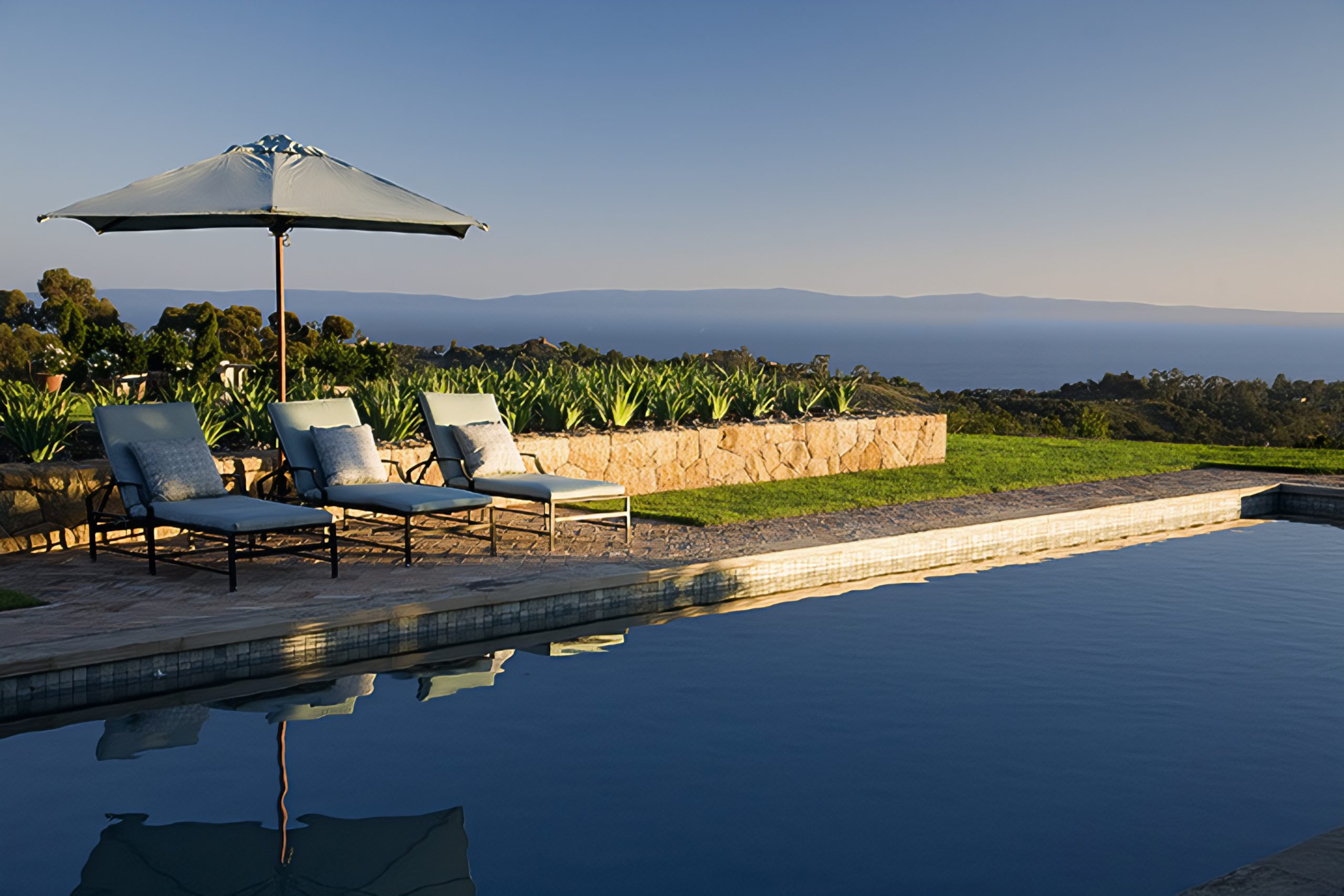 Santa barbara home swimming pool looking over the ocean cimadelmundo view buchanan the builder